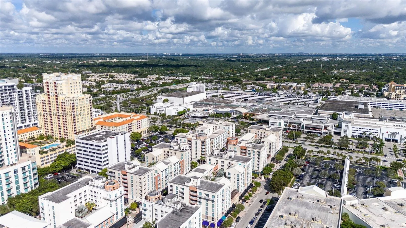 Miami, Florida 33156, United States, 3 Bedrooms Bedrooms, ,2 BathroomsBathrooms,Residential,Pending,40462