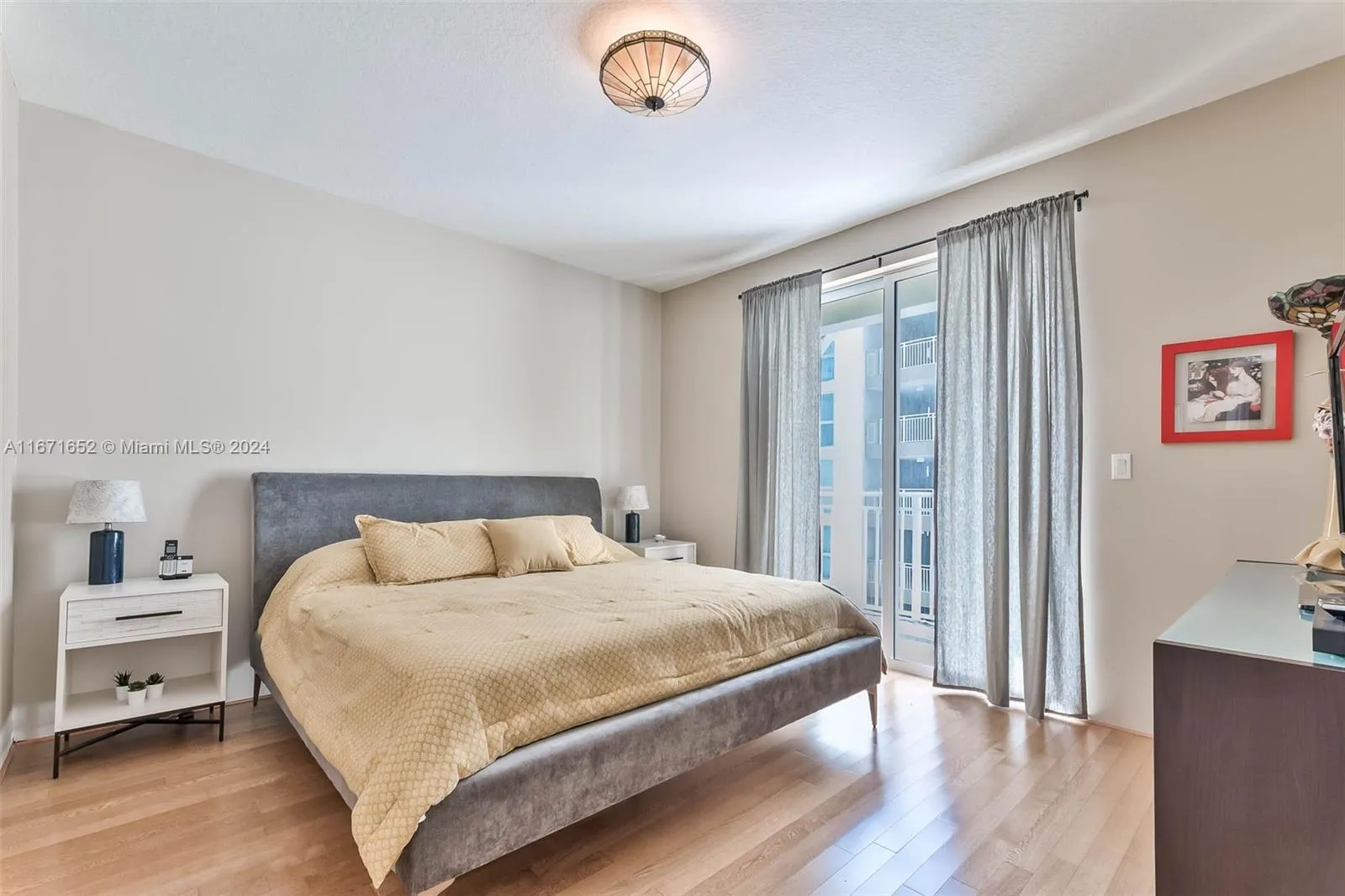 Miami, Florida 33156, United States, 3 Bedrooms Bedrooms, ,2 BathroomsBathrooms,Residential,Pending,40462