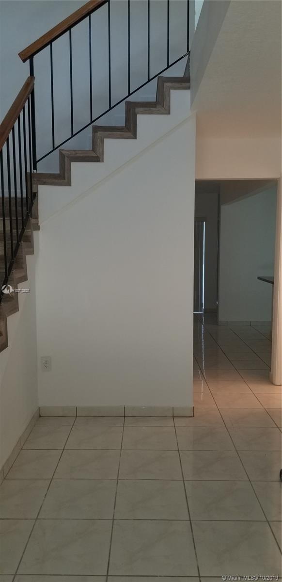 SUNSET CONDOR PH I - Residential Lease