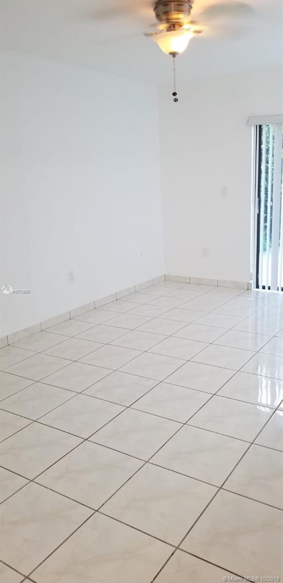 SUNSET CONDOR PH I - Residential Lease