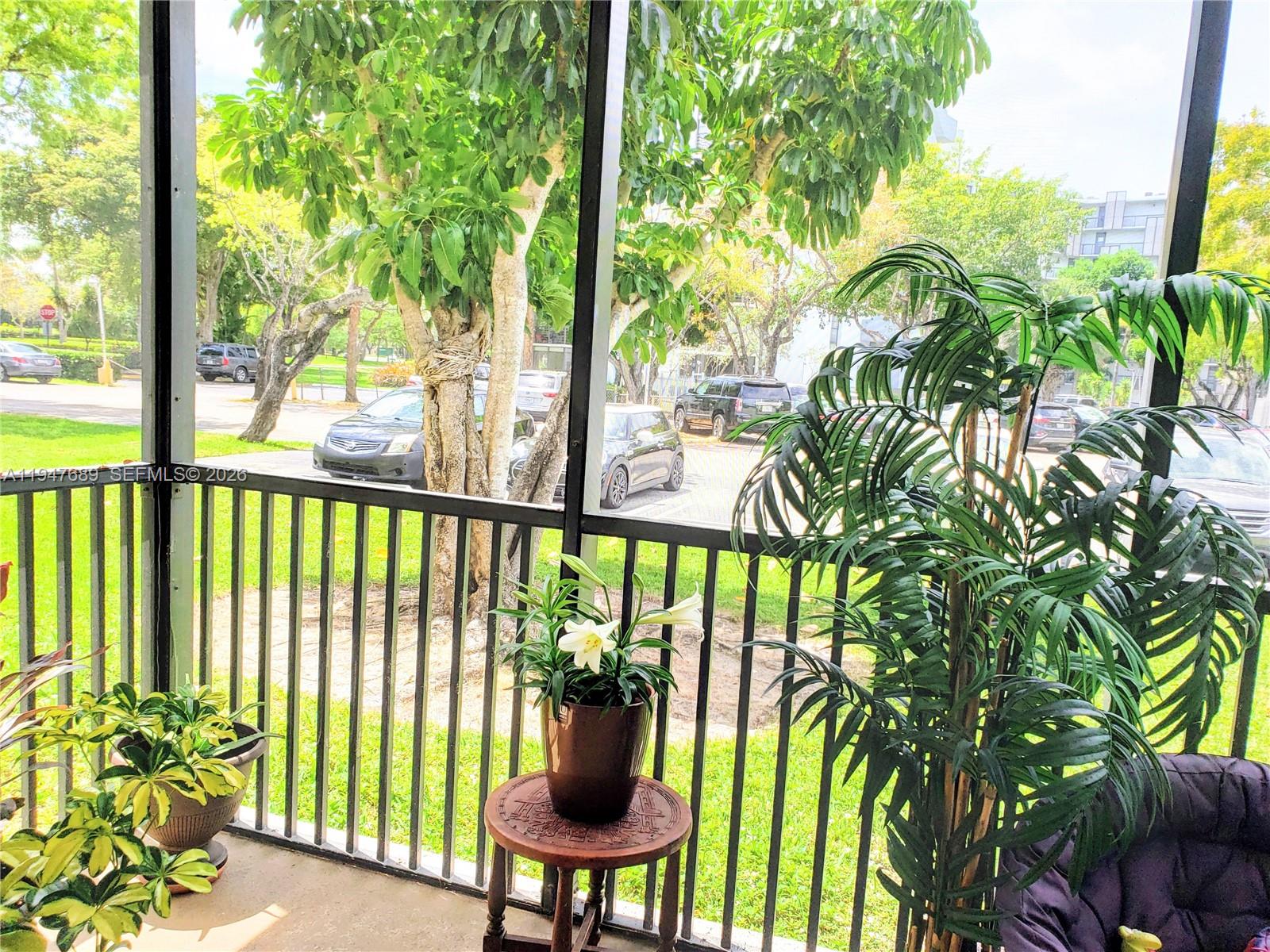 BRAVURA II CONDO - Residential