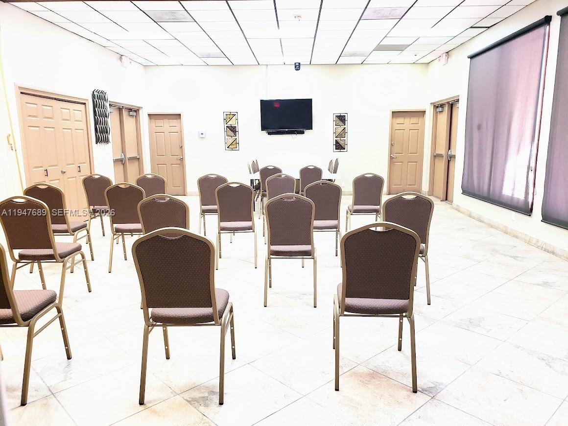 BRAVURA II CONDO - Residential