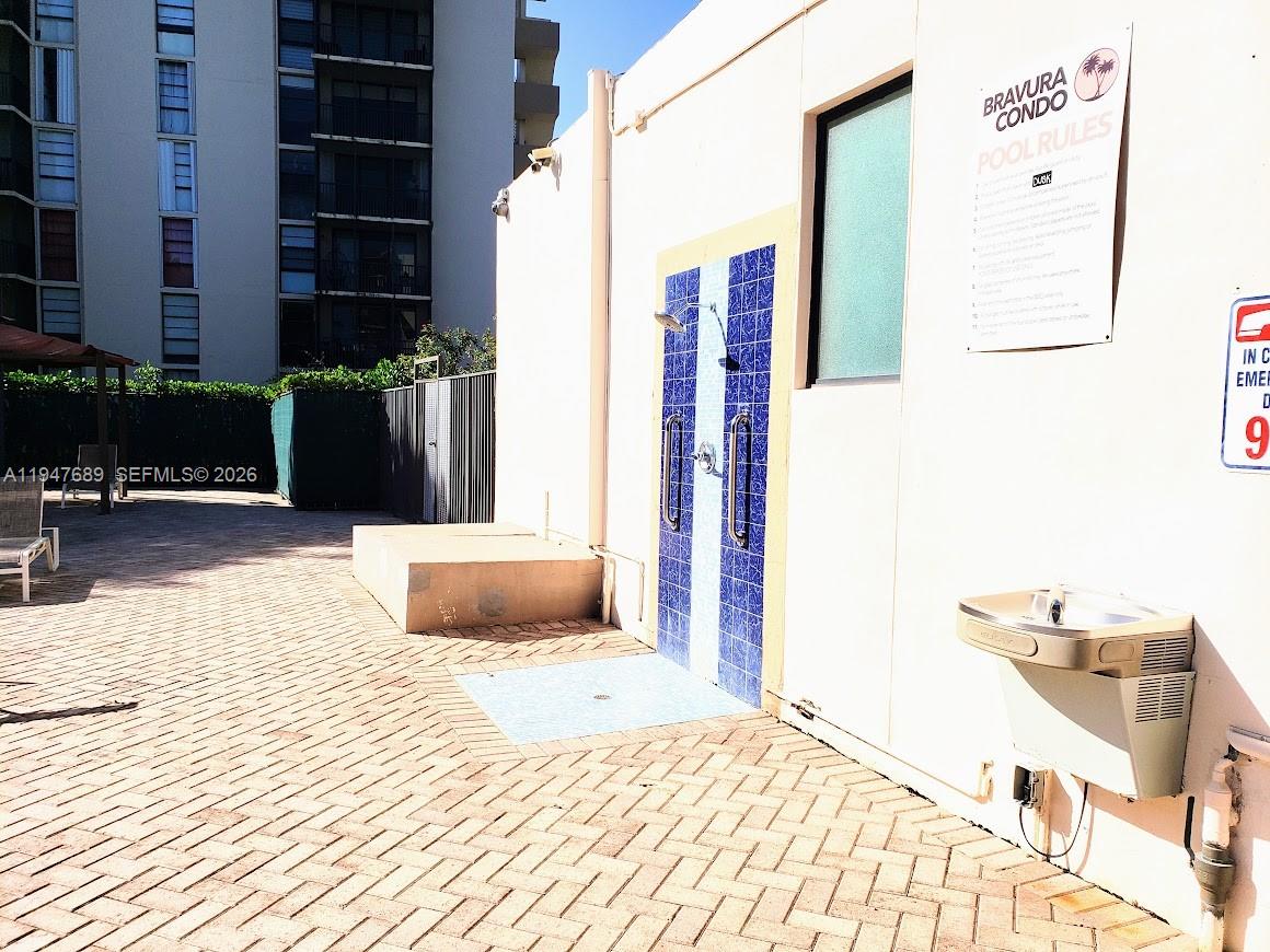 BRAVURA II CONDO - Residential