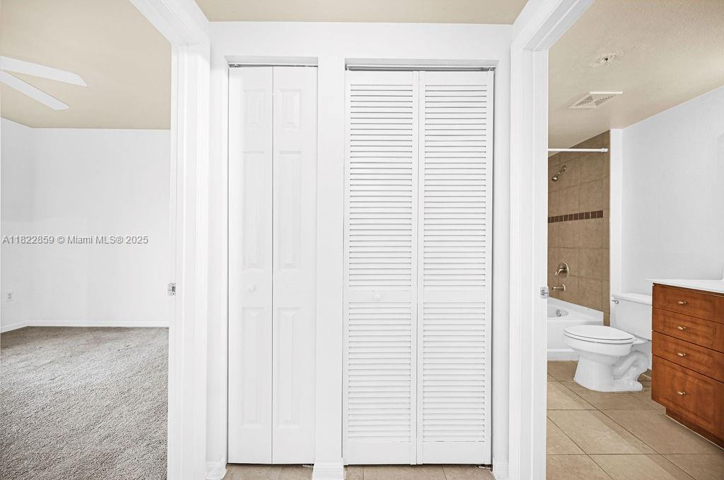 VILLAS AT EMERALD DUNES C - Residential