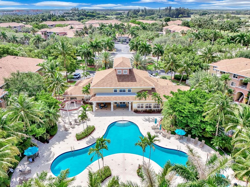 VILLAS AT EMERALD DUNES C - Residential