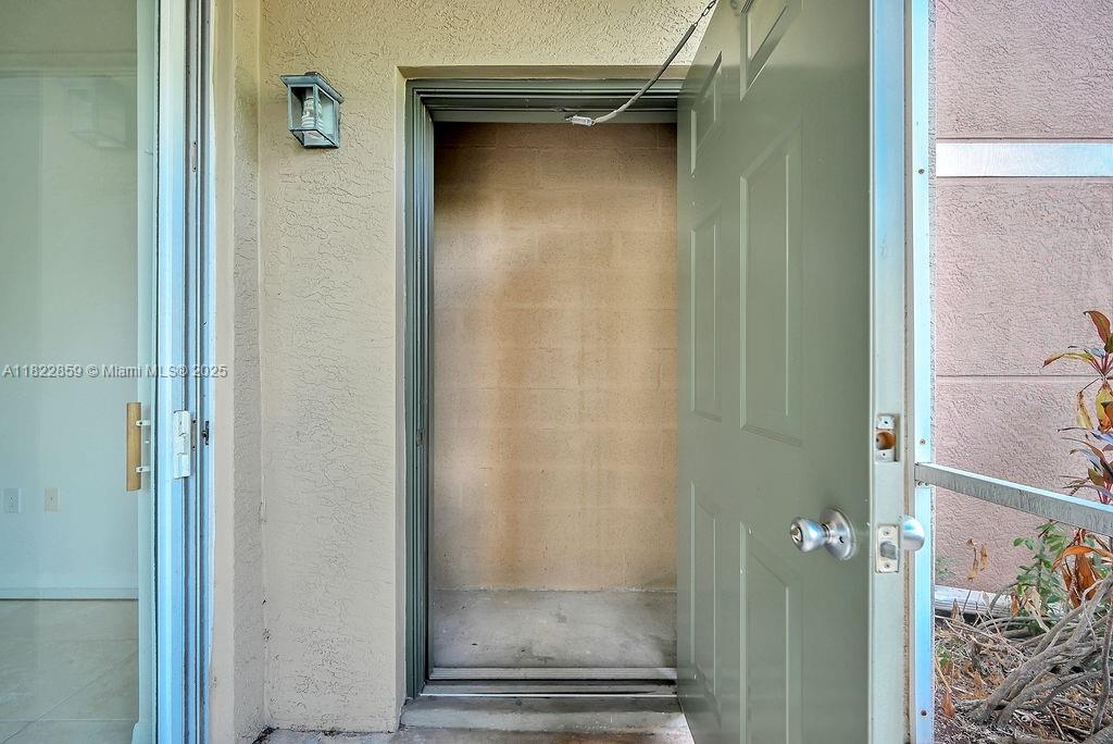 VILLAS AT EMERALD DUNES C - Residential