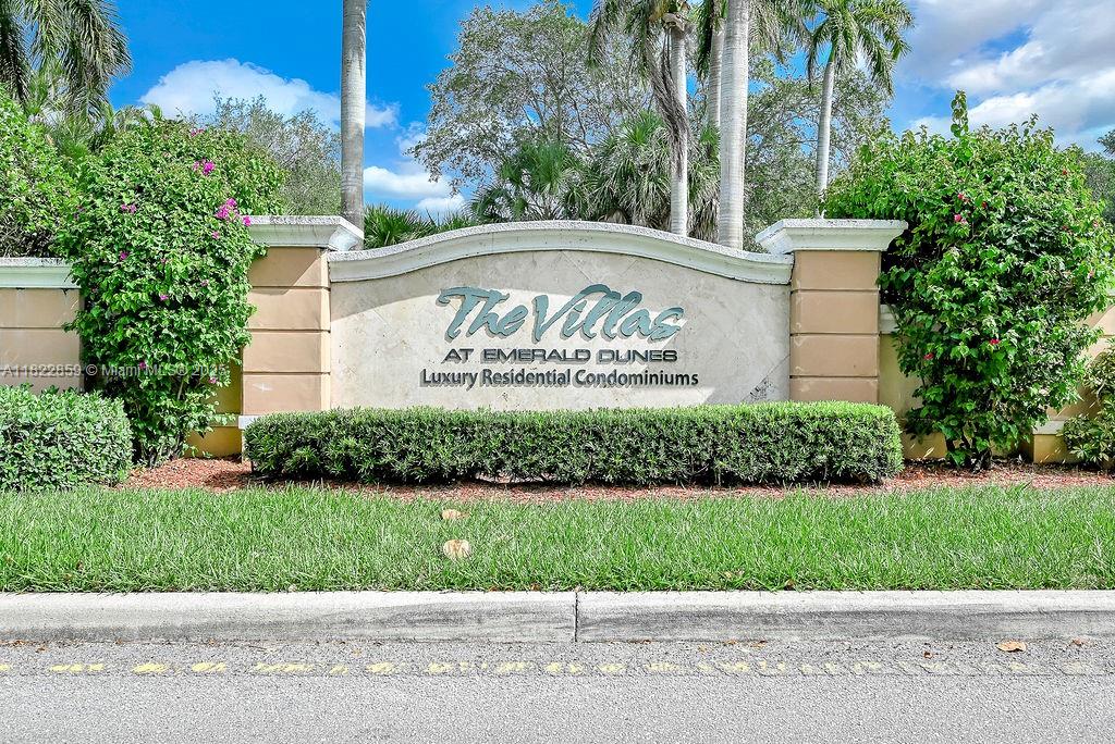 VILLAS AT EMERALD DUNES C - Residential