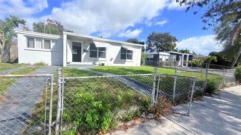 1411 NE 155th Ter 1411 North Miami Beach FL 33162