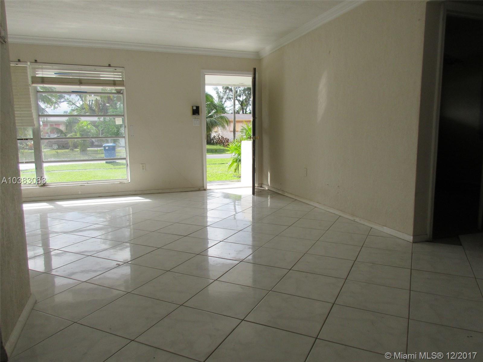 SUNRISE GOLF VILLAGE SEC - Residential