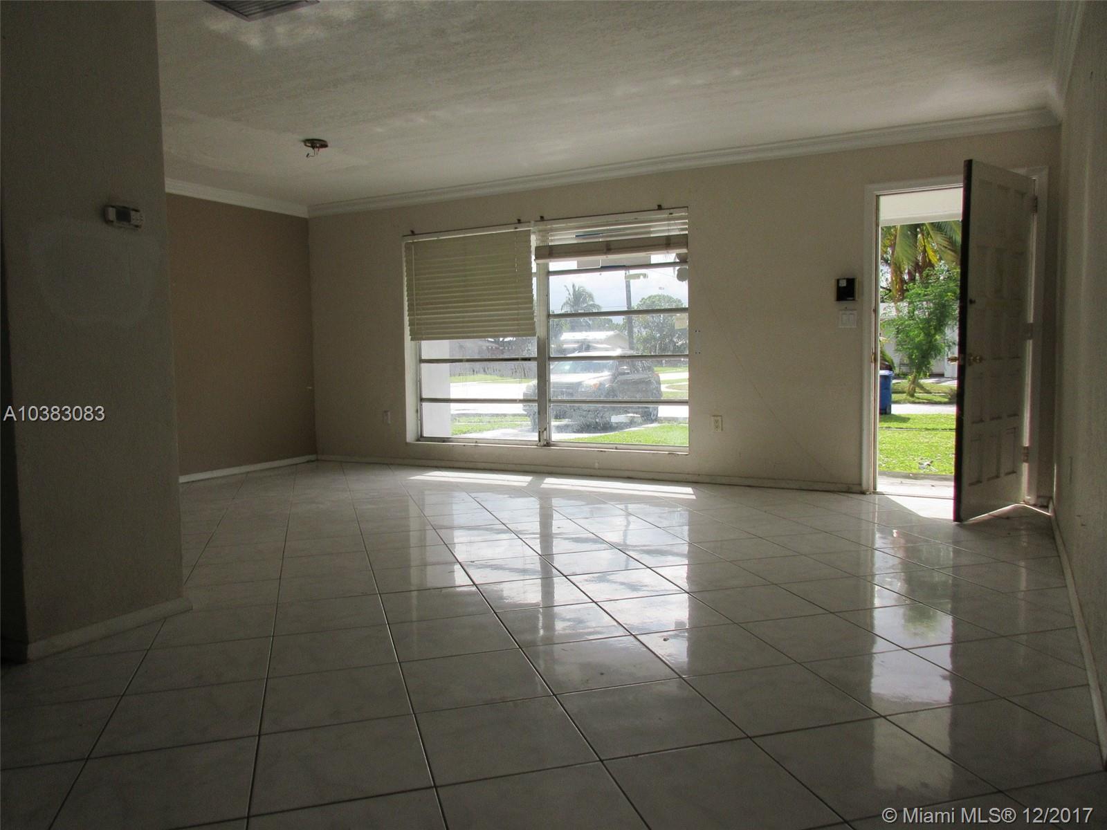 SUNRISE GOLF VILLAGE SEC - Residential