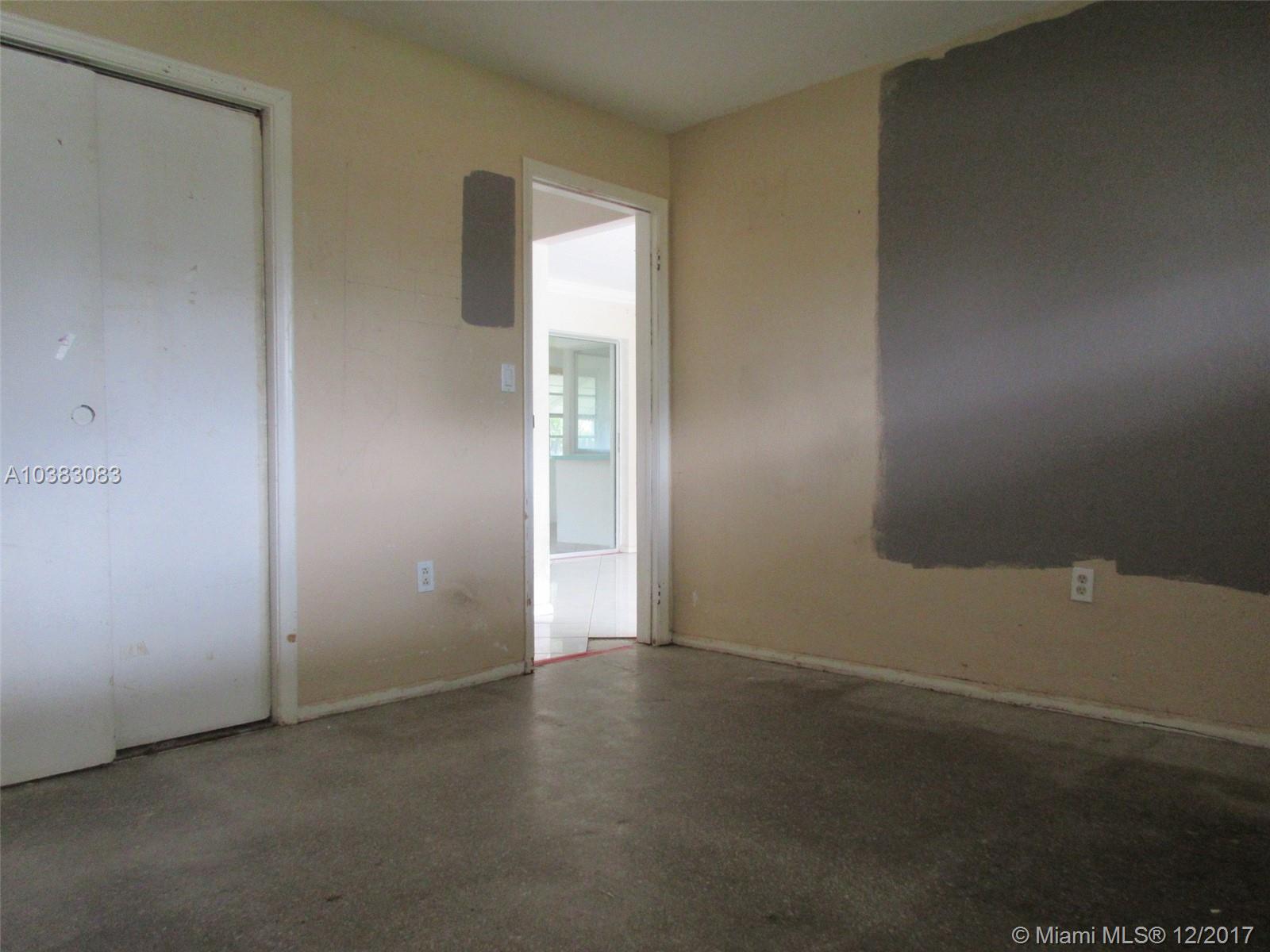 SUNRISE GOLF VILLAGE SEC - Residential