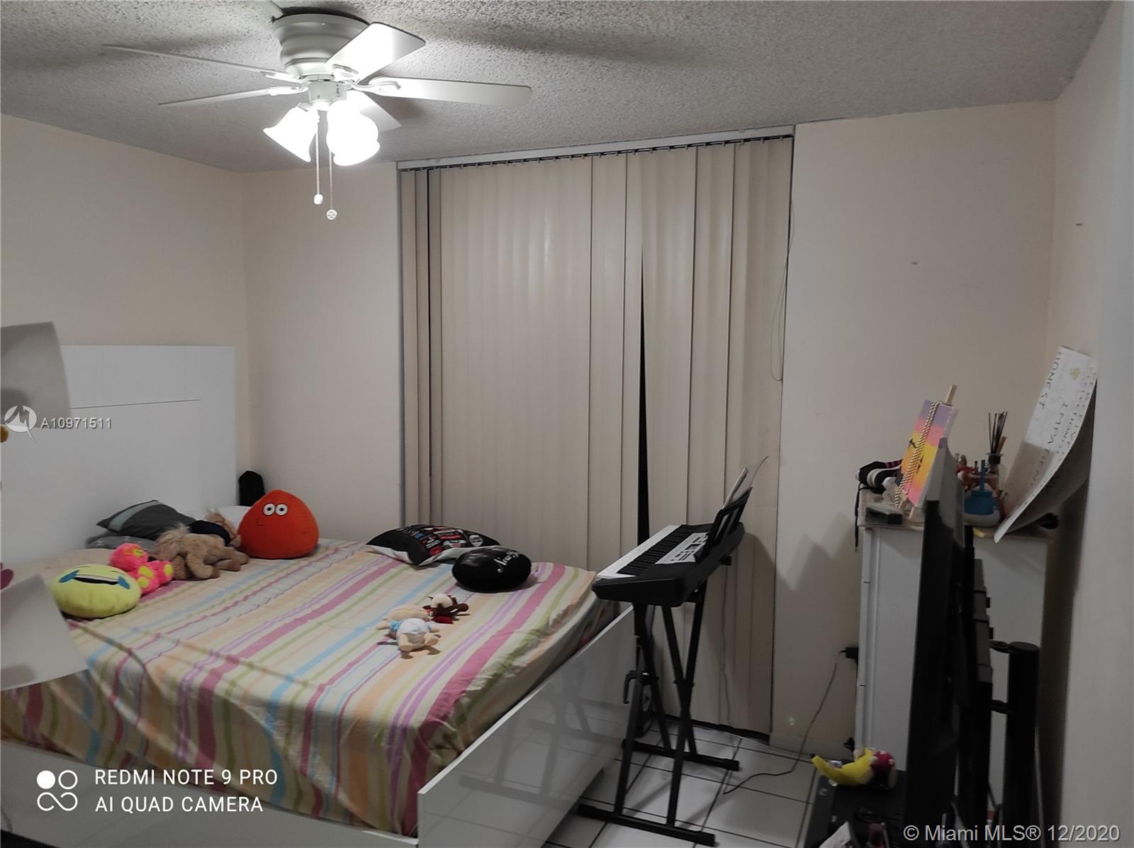 CORAL TOWERS CONDO - Residential