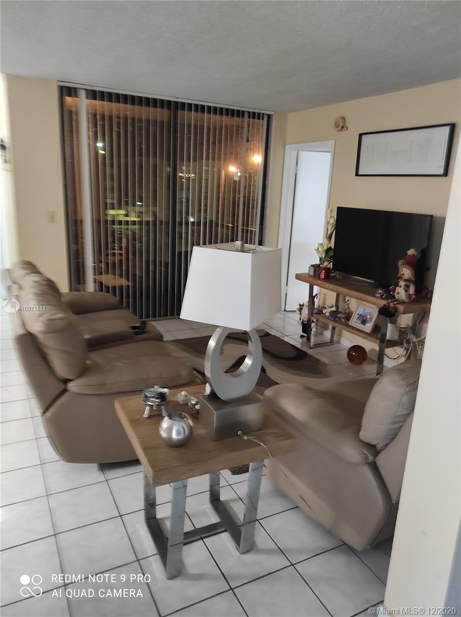 CORAL TOWERS CONDO - Residential