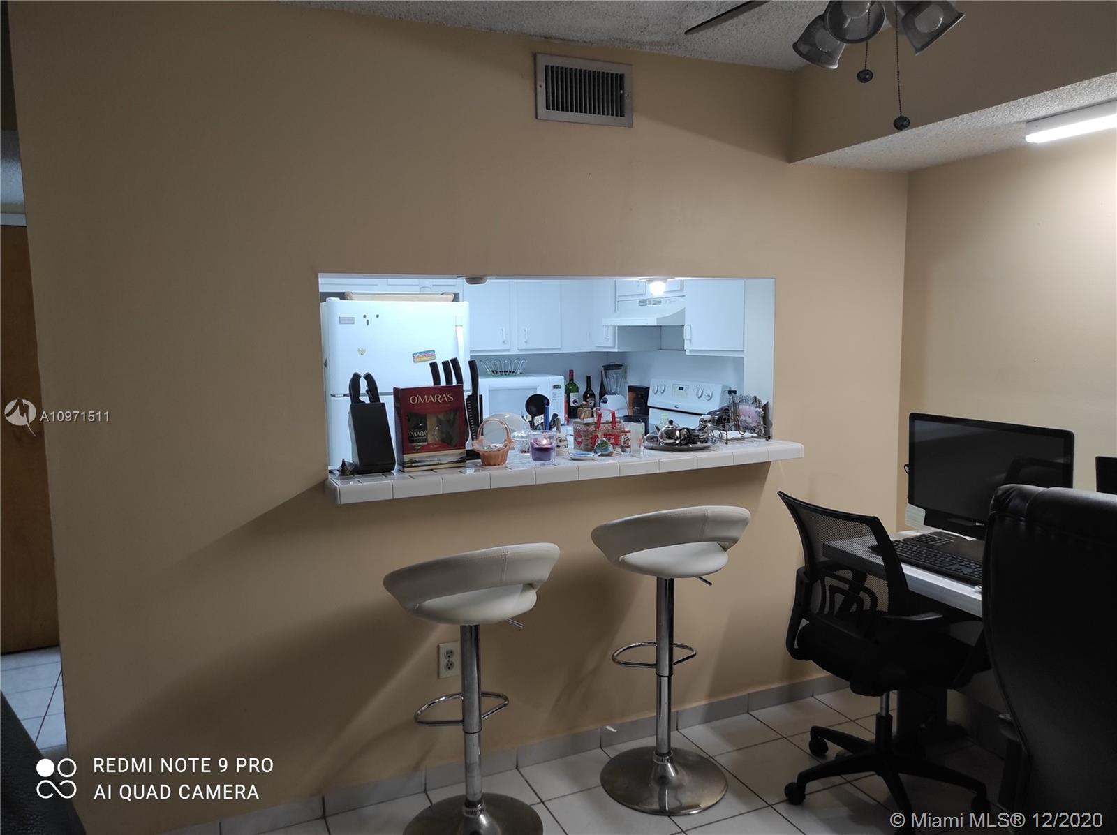 CORAL TOWERS CONDO - Residential