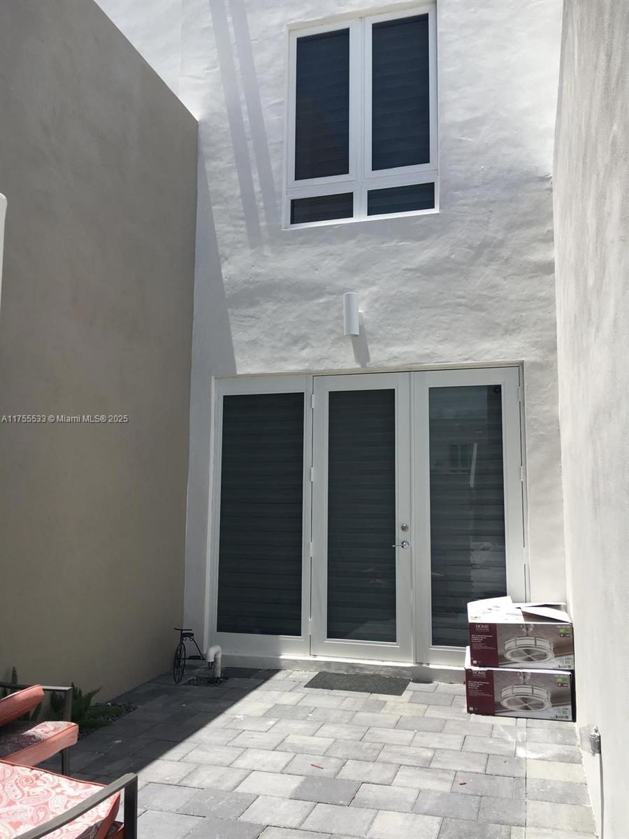 LANDMARK AT DORAL - Residential