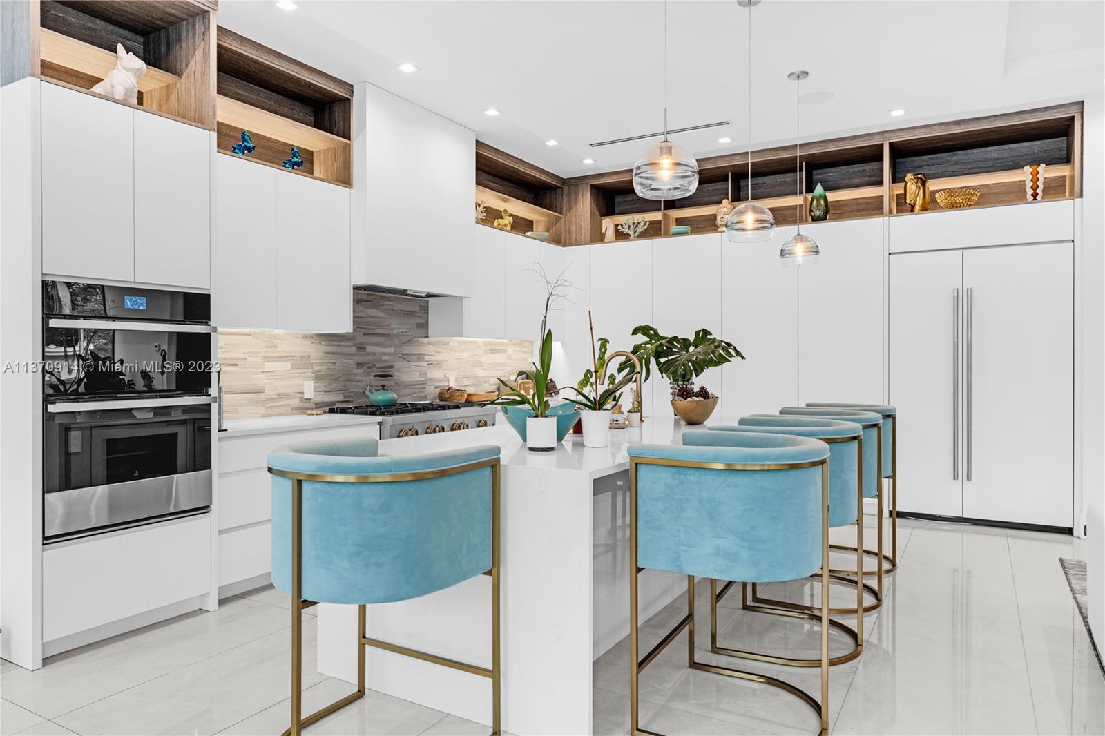 RIO VISTA ISLES - Residential