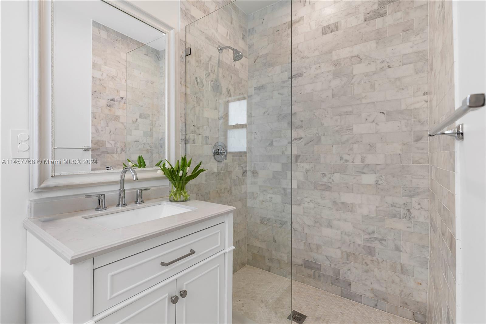 PARK PLAZA - Residential