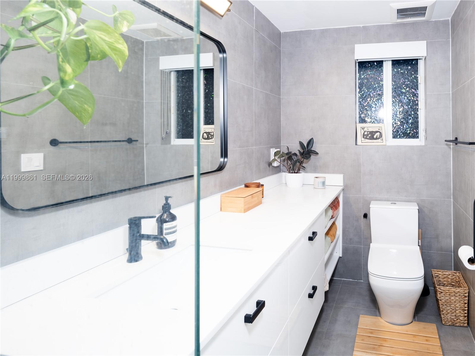 MIAMI HIGHLANDS SEC B - Residential