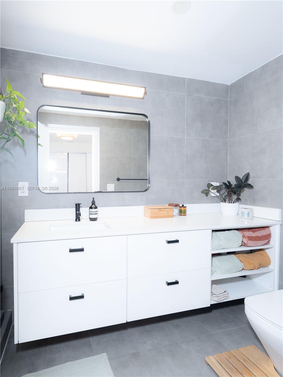 MIAMI HIGHLANDS SEC B - Residential