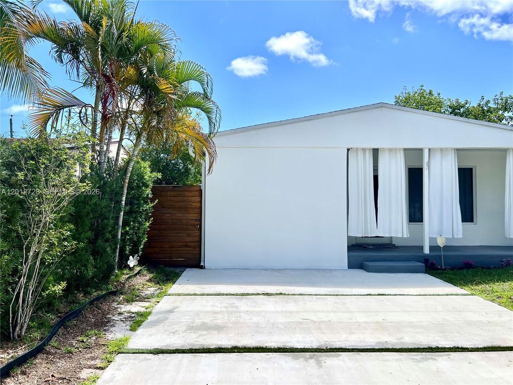 Photo of 5300 NW 1st Ave #5300, Oakland Park, FL 33309 (MLS # A12012728)