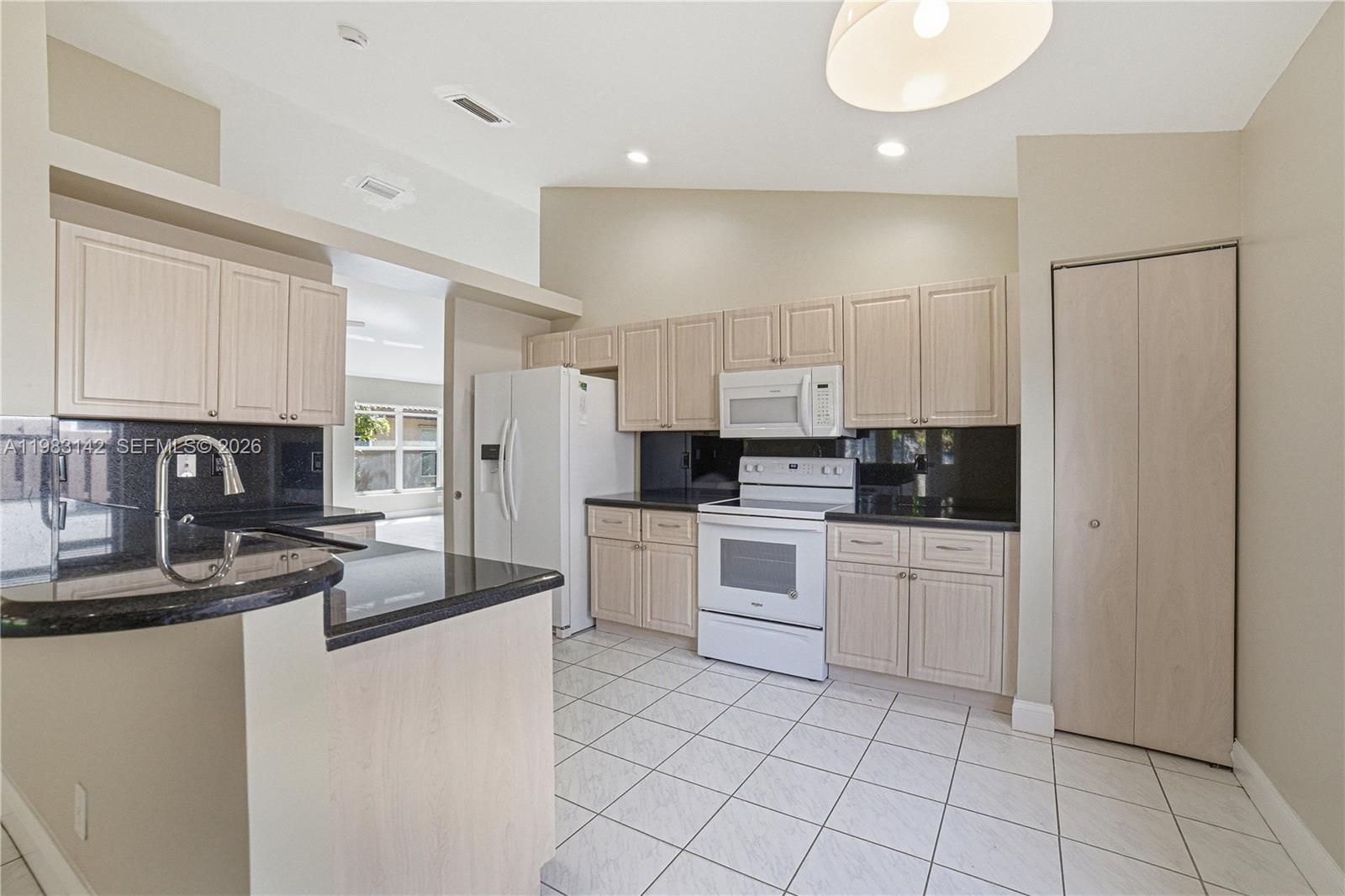 ARBORETUM - Residential