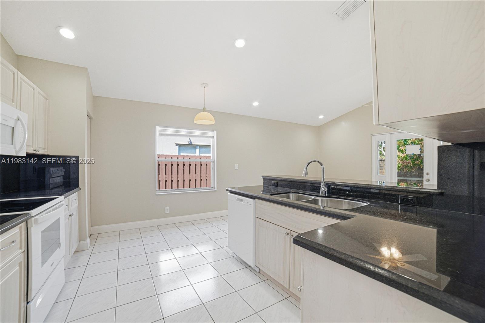 ARBORETUM - Residential