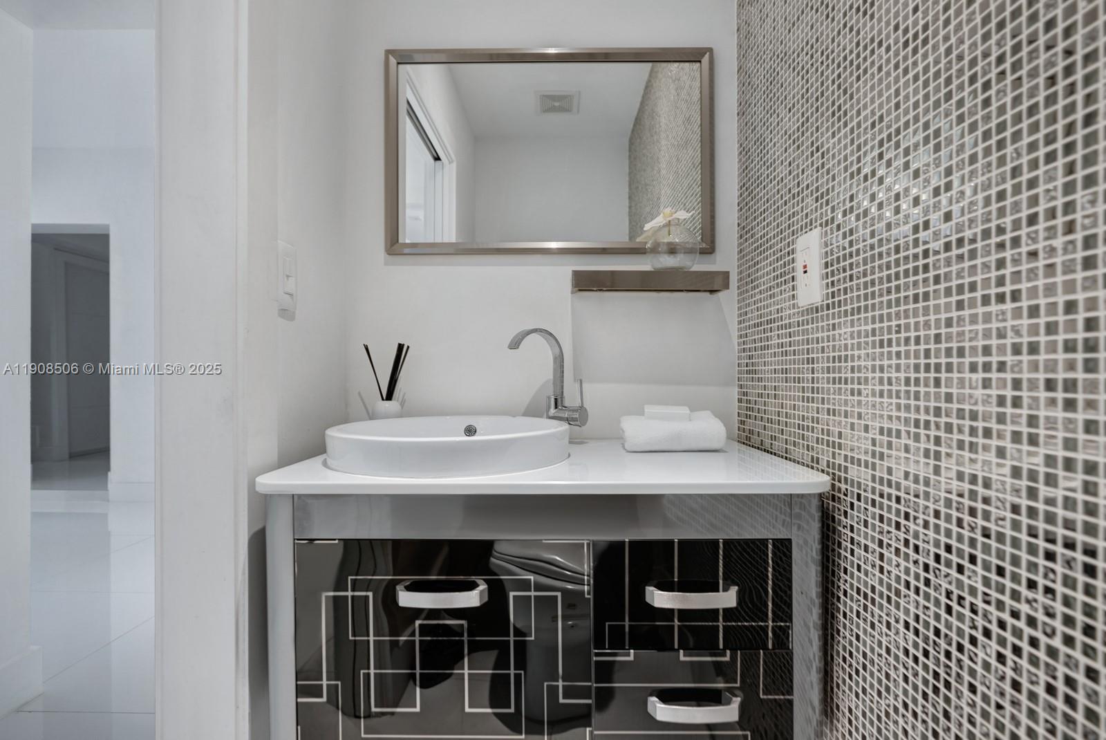 NORMANDY GOLF COURSE - Residential