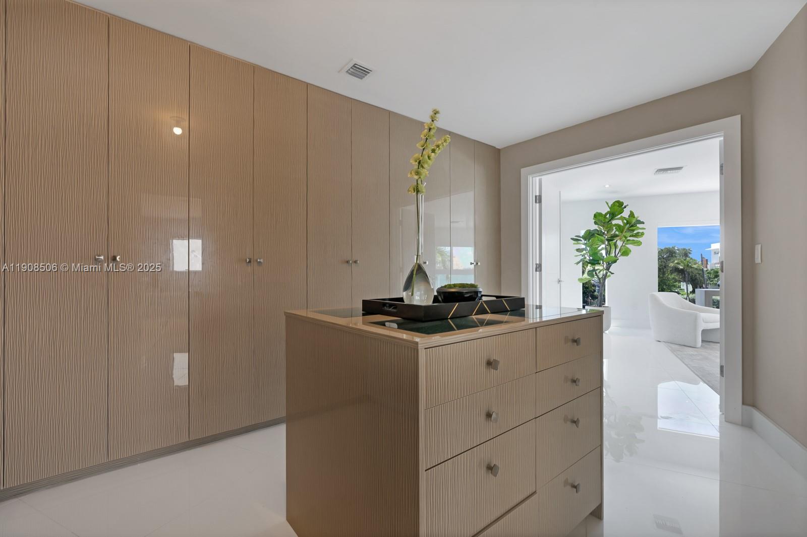 NORMANDY GOLF COURSE - Residential