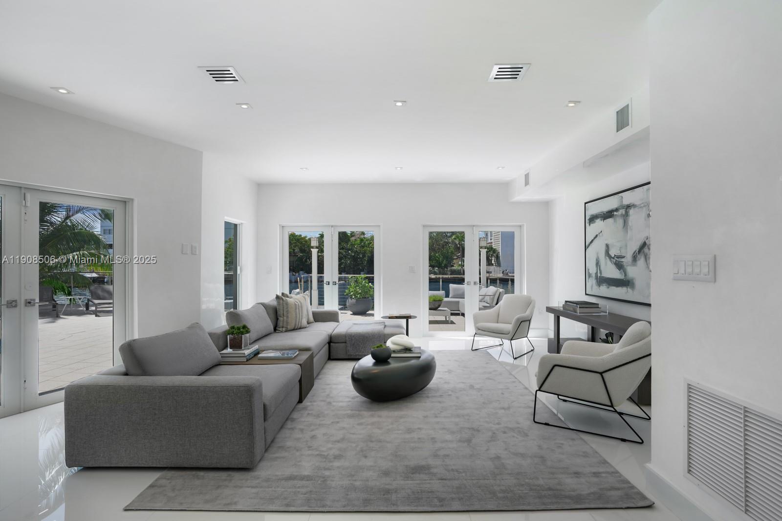 NORMANDY GOLF COURSE - Residential