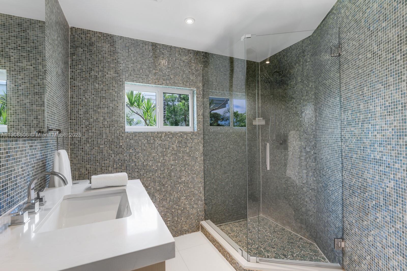 NORMANDY GOLF COURSE - Residential