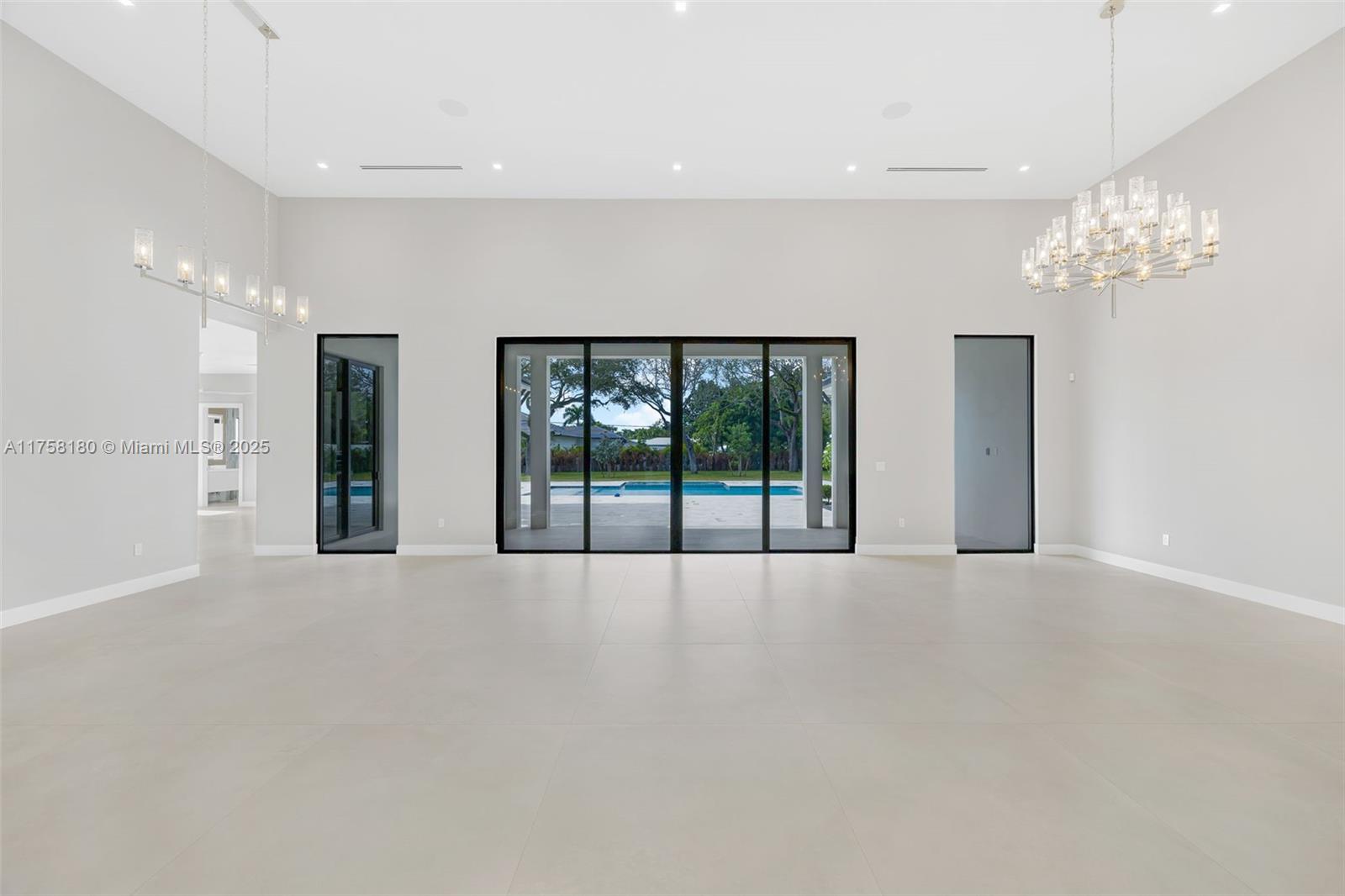 7110 SW 82 Ave