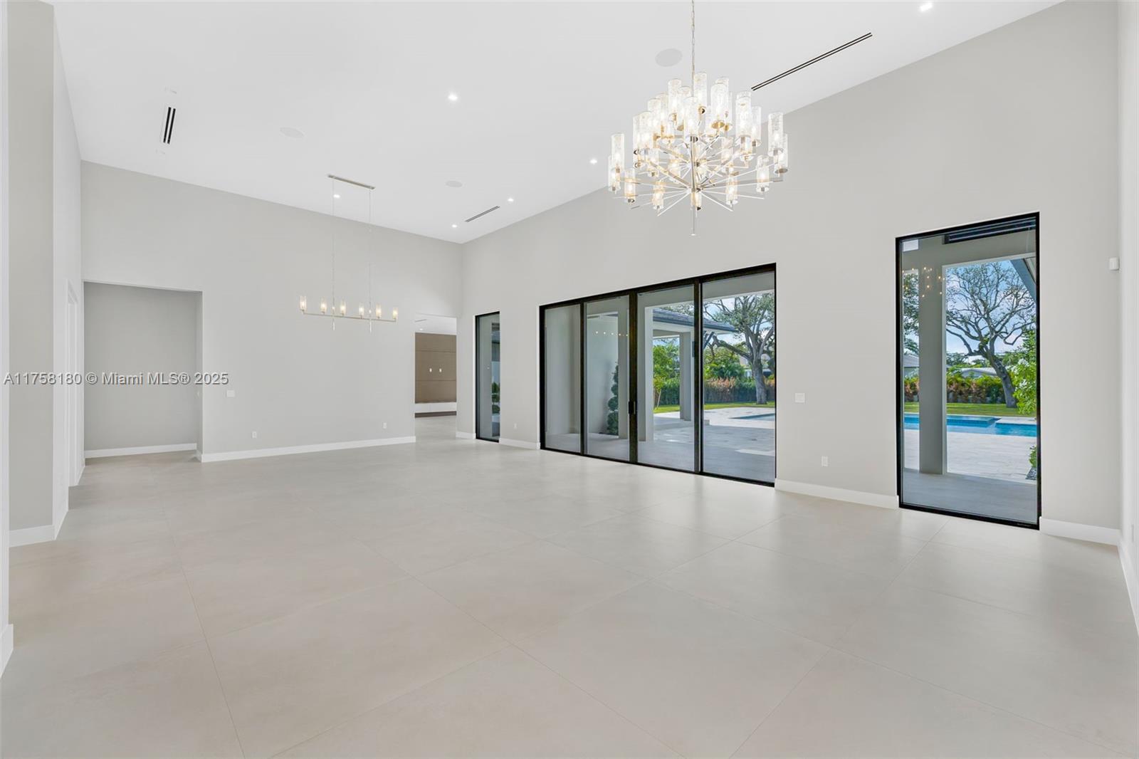 7110 SW 82 Ave