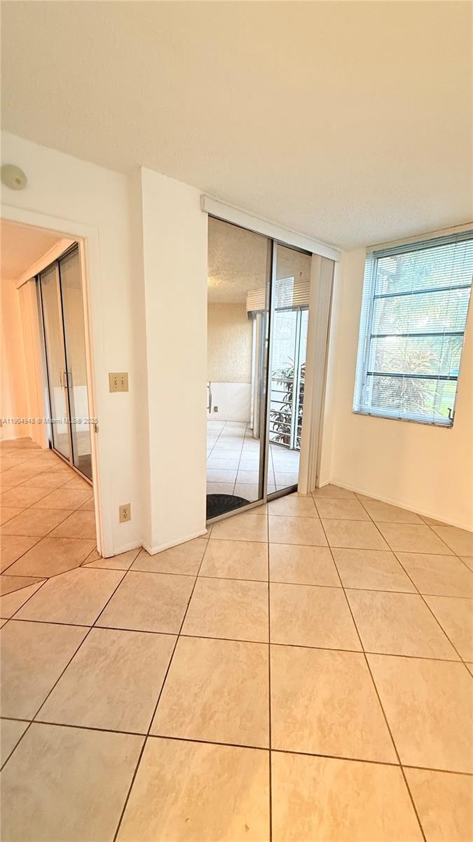 CONDO 1 OF SABAL PALM CON - Residential