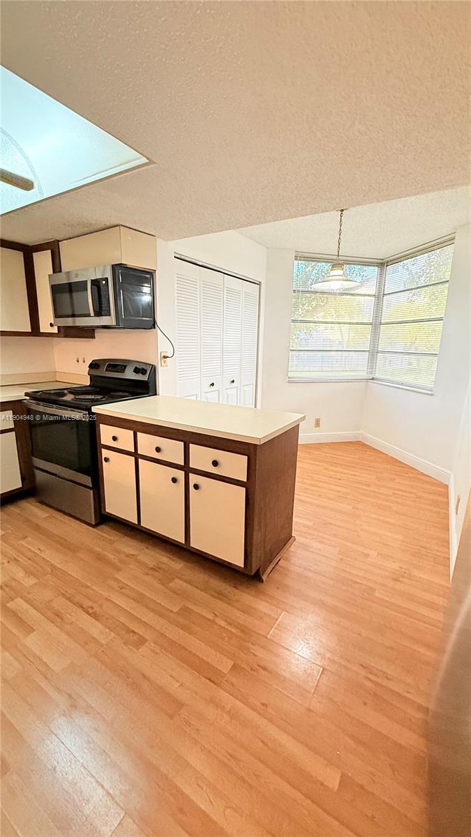 CONDO 1 OF SABAL PALM CON - Residential