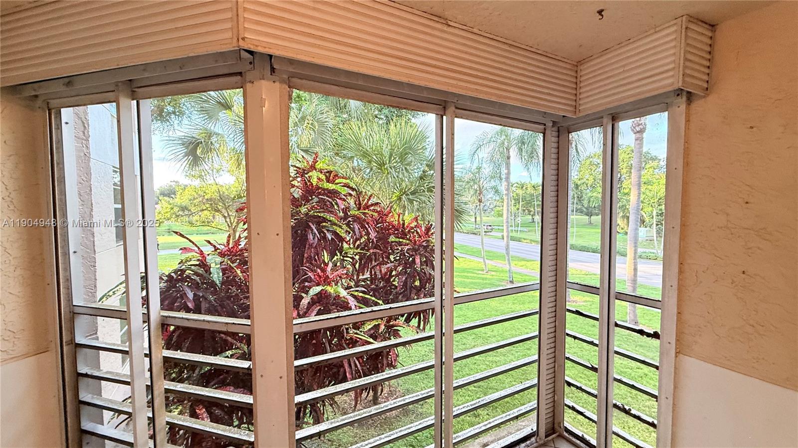 CONDO 1 OF SABAL PALM CON - Residential