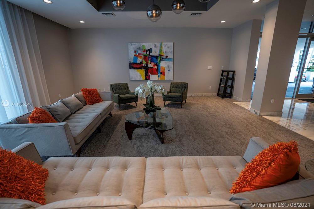 FOUR WINDS CONDO - Residential