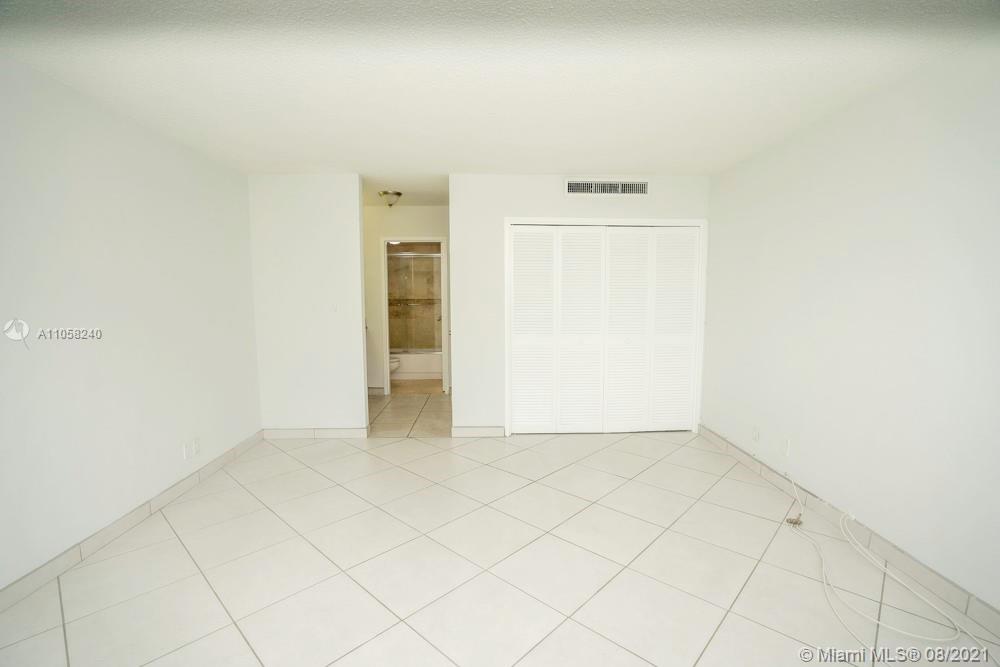 FOUR WINDS CONDO - Residential