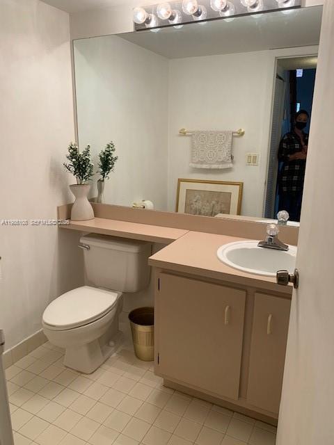 VISIONS AT BONAVENTURE - Residential Lease