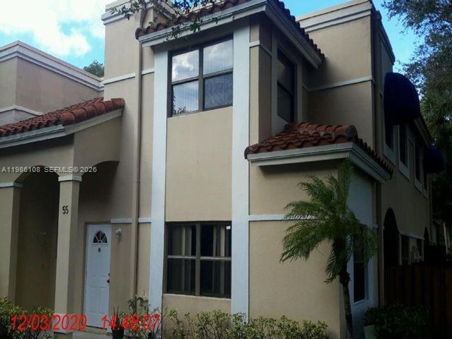 Nice corner unit located in Visions of Bonaventure. 2 stories. Tile in first floor and laminated in second floor. Stove and dishwasher will be replaced. Tenant in unit until May 14th, 2026. 24 hours for appointment. Showing assist.