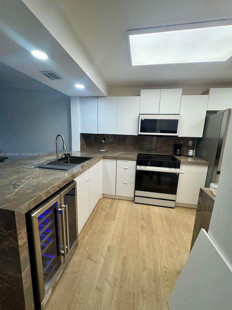 10044 S Ocean dr 105