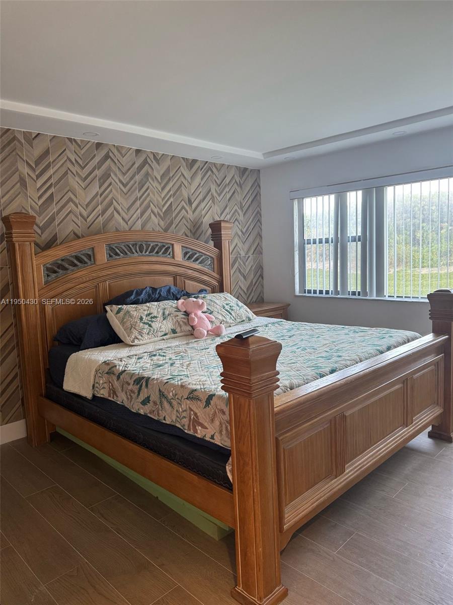 SEA WINDS CONDOMINIUM - Residential