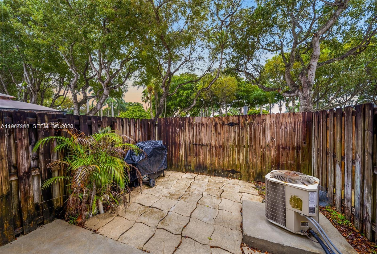 BONITA VILLAS CONDO - Residential