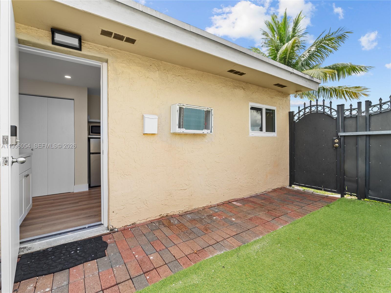 CENTRAL MIAMI PART 6 - Residential Lease