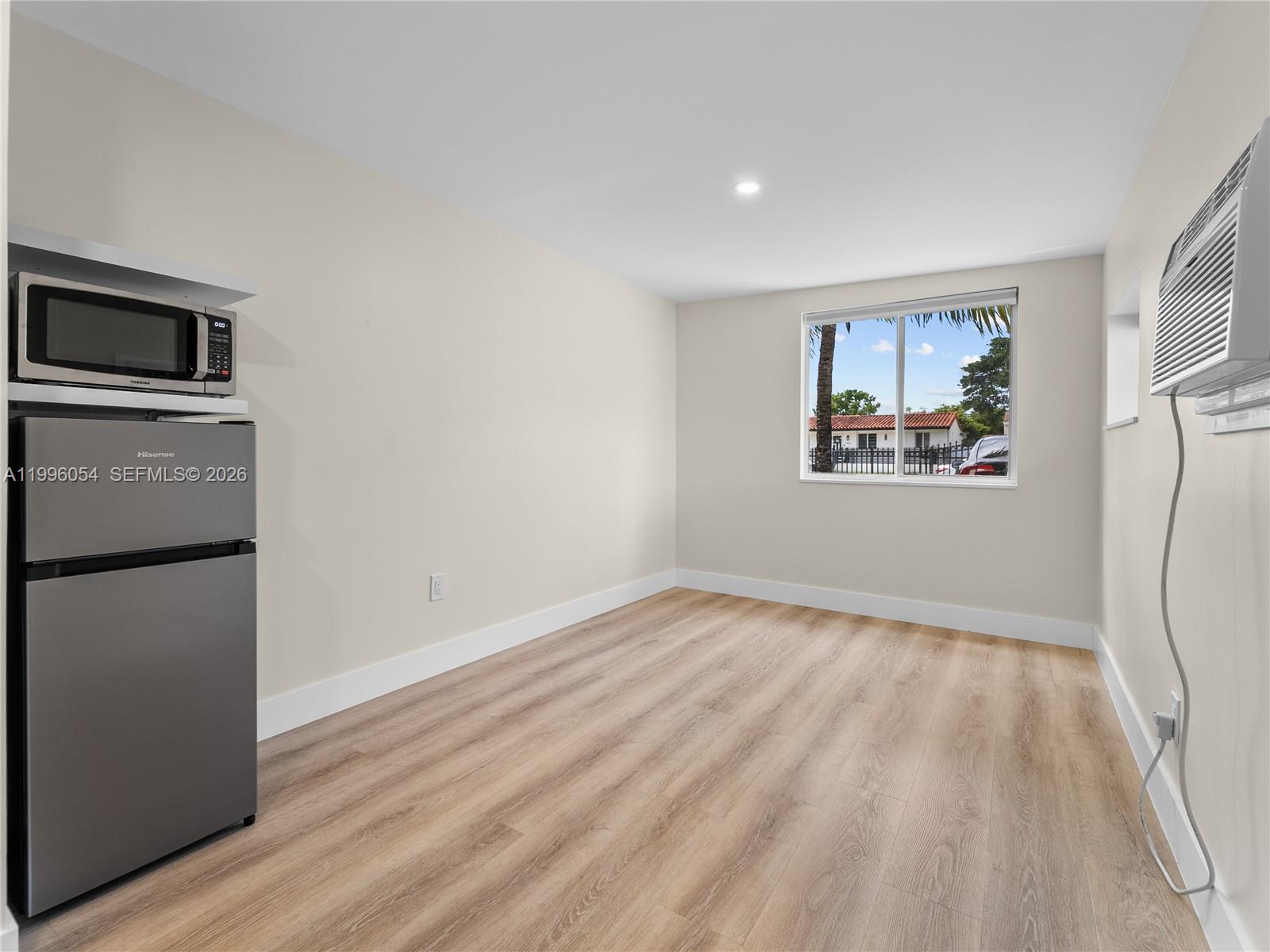 CENTRAL MIAMI PART 6 - Residential Lease