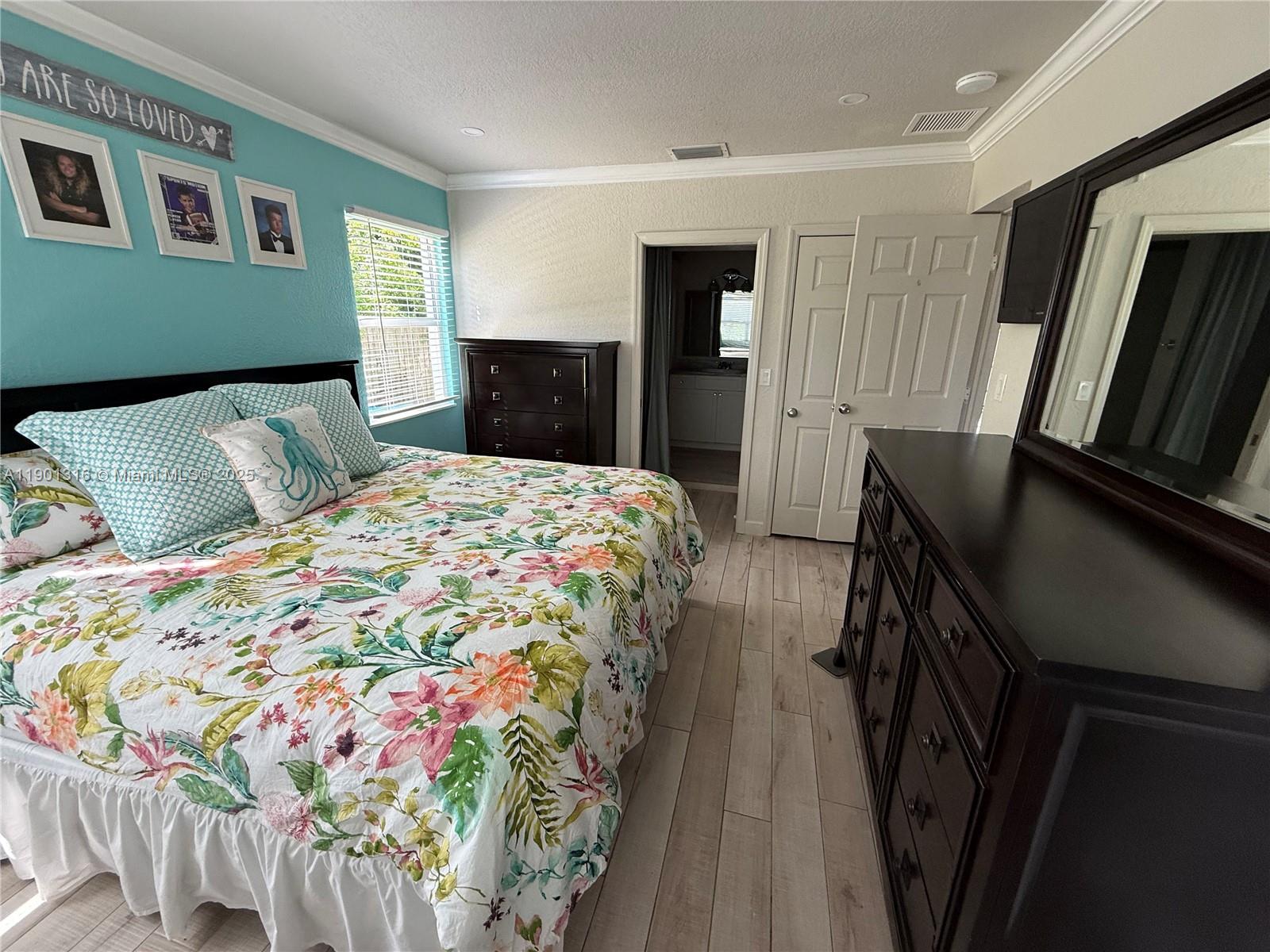 J & S PARK ESTATES - Residential