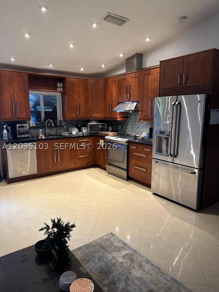 Photo of 4920 SW 27th Ave #1, Dania Beach, FL 33312 (MLS # A12095103)