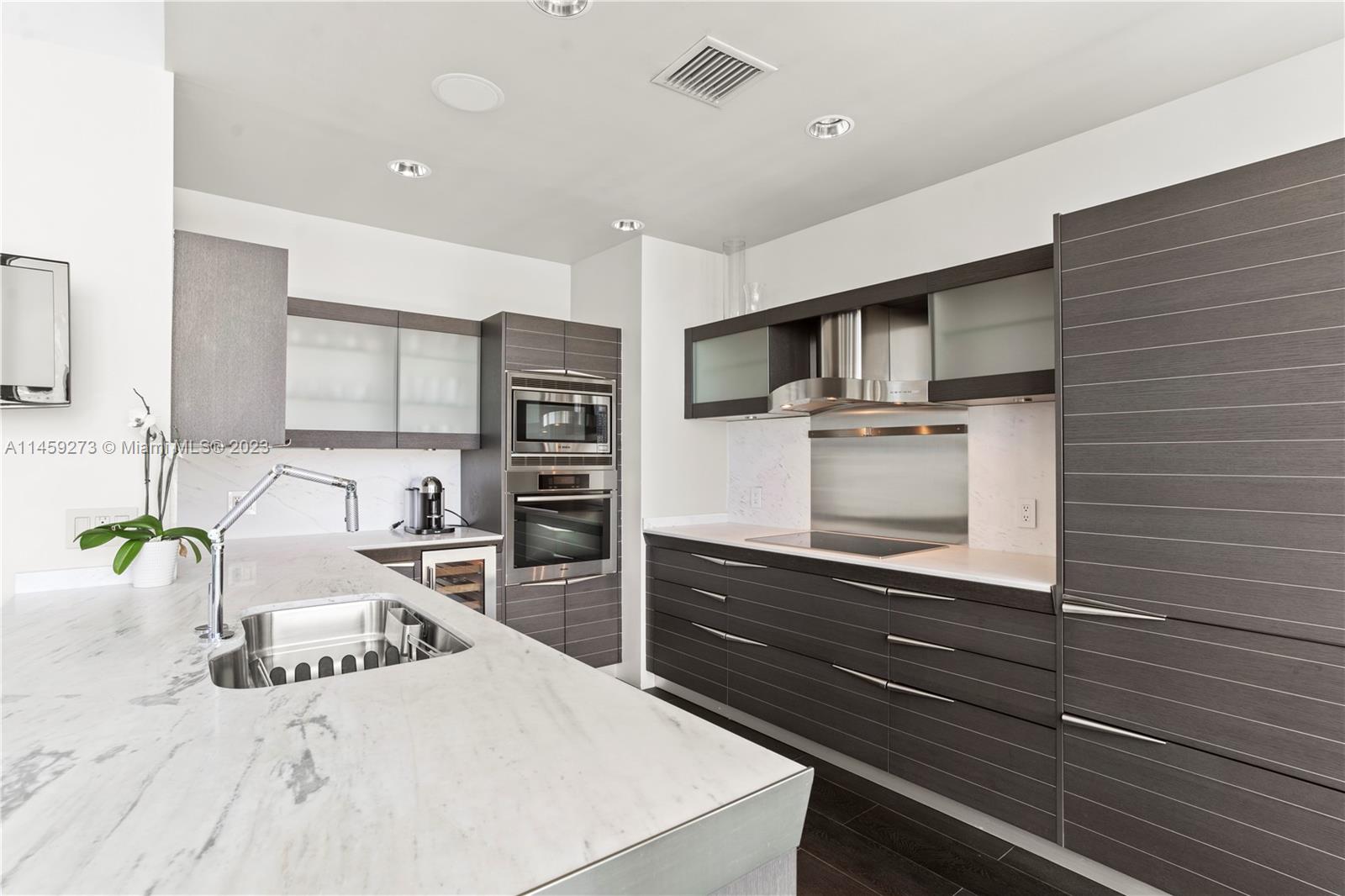 EPIC WEST CONDO - Residential