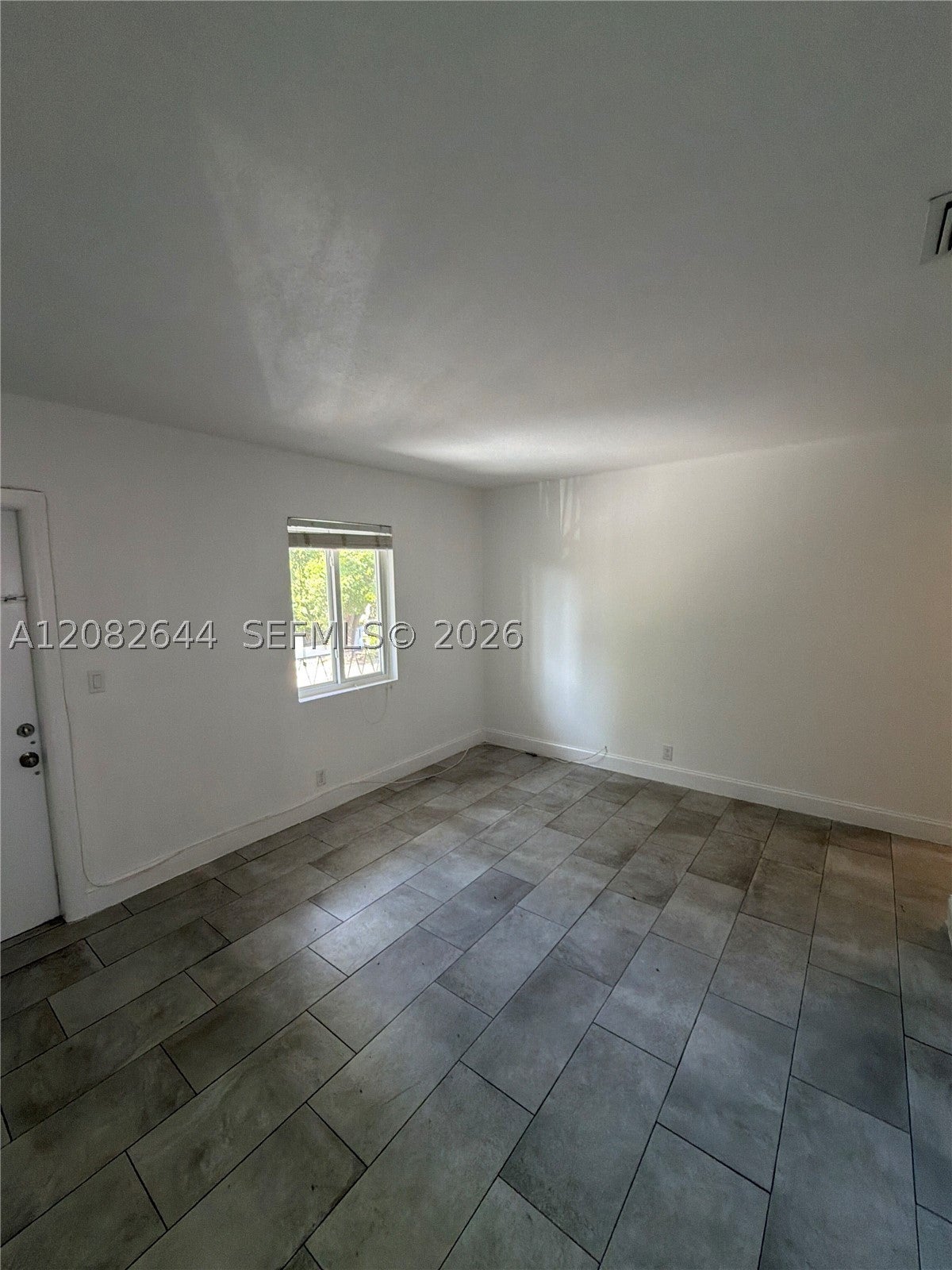 500 NW 35th St 5