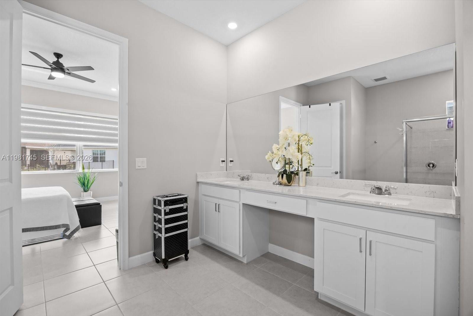 REPLAT OF VERANDA PRESERV - Residential