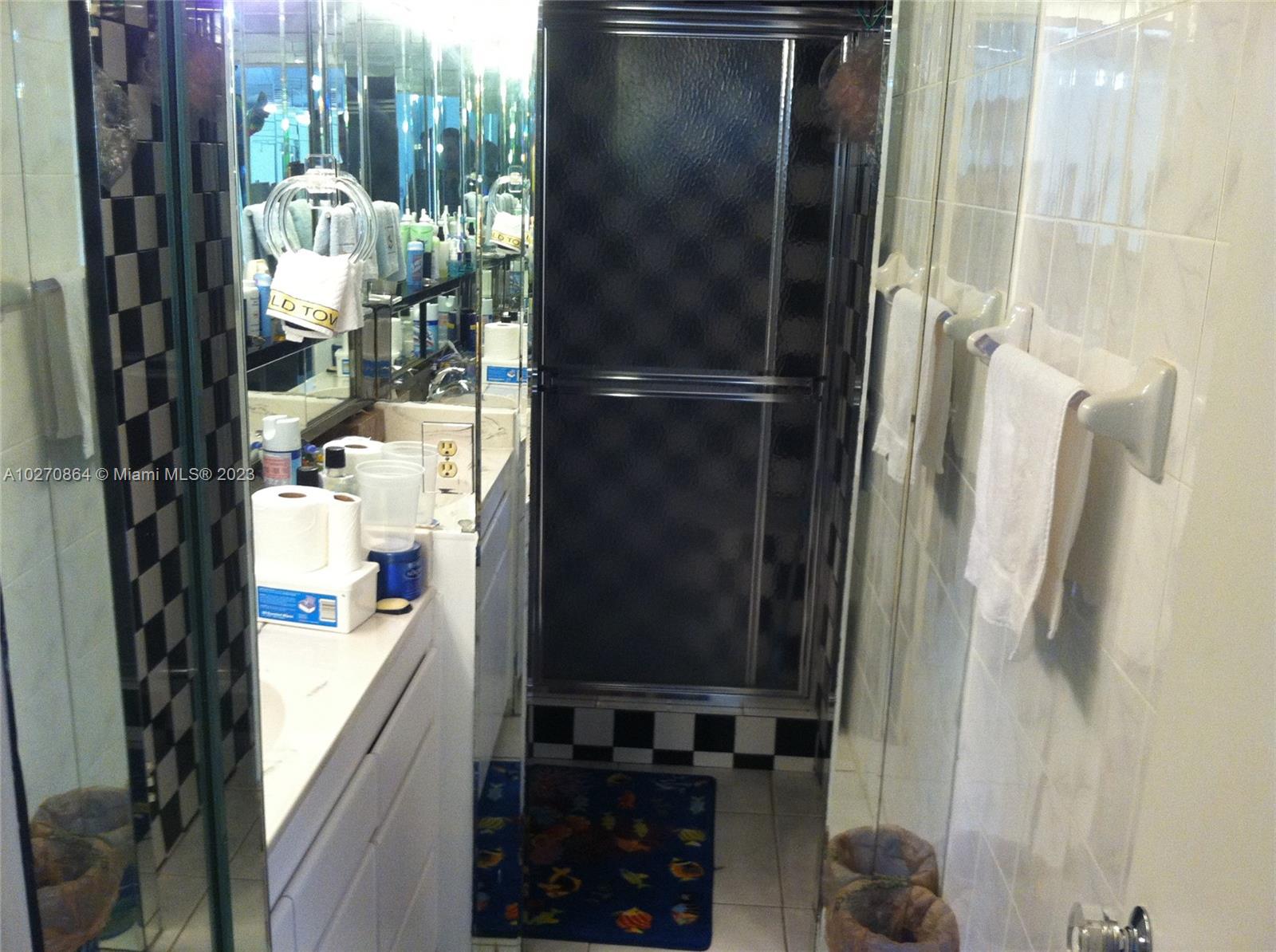 ALEXANDER TOWERS CONDO - Residential Lease